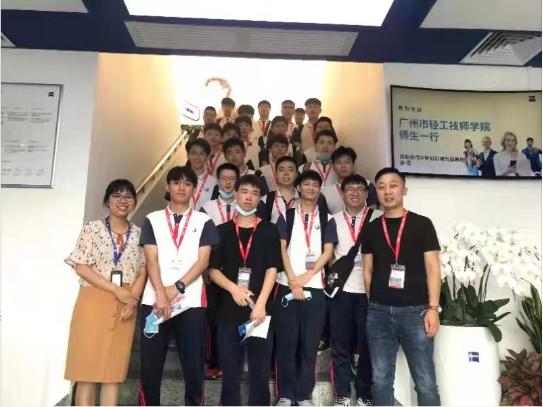 最新名企招聘,最新名企招聘，小巷深處的獨特小店，等你來探索！