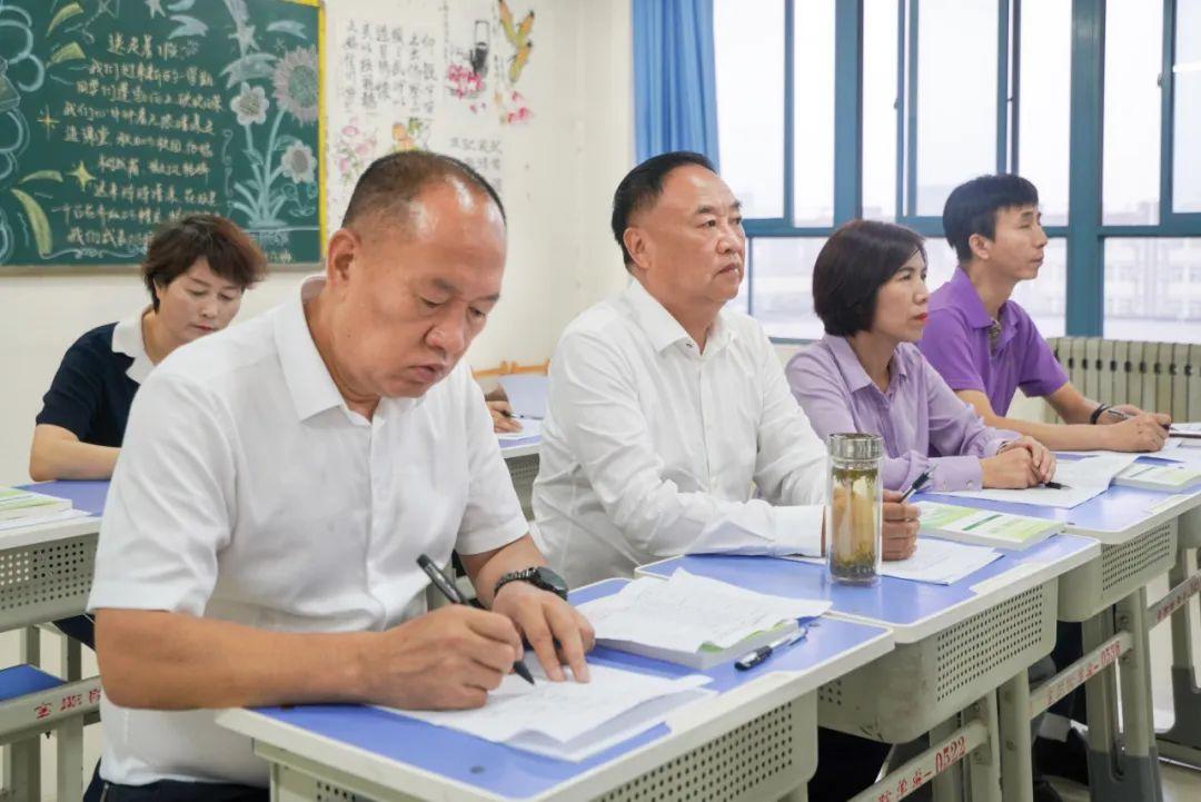 49資料免費大全2023年,數(shù)據(jù)引導執(zhí)行策略_YGW27.768本地版