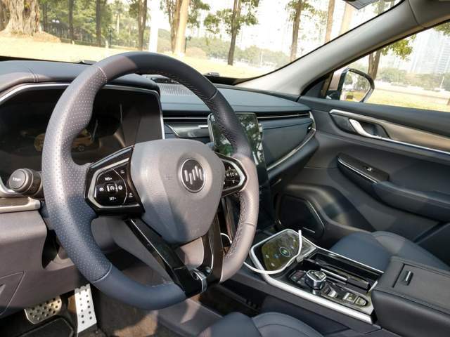 2024今晚澳門開特馬現(xiàn)場,全面實施策略設計_CQF83.316榮耀版