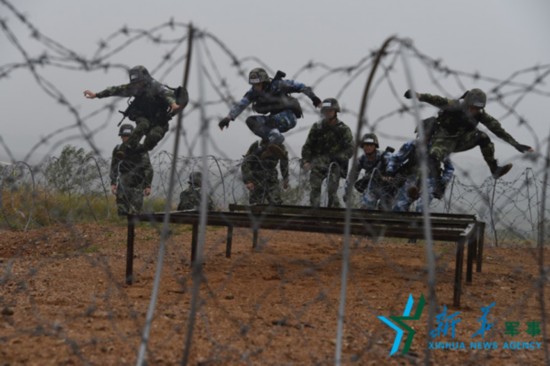 大學最新野戰(zhàn)圖片揭秘，小巷深處的獨特風情魅力展示