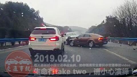 羅定最新車禍?zhǔn)录l(fā)關(guān)注，交通安全警鐘長(zhǎng)鳴