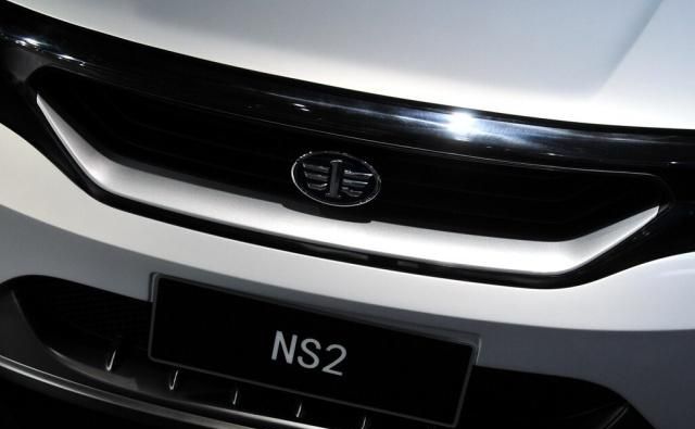 夏利NS2最新動態(tài)揭秘，小巷中的隱藏瑰寶