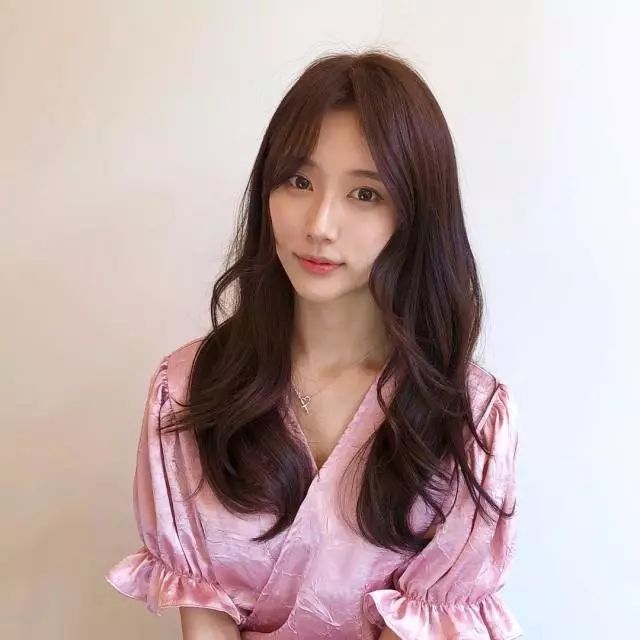 2024中長發(fā)最新發(fā)型女，指南與步驟詳解，打造時尚發(fā)型！