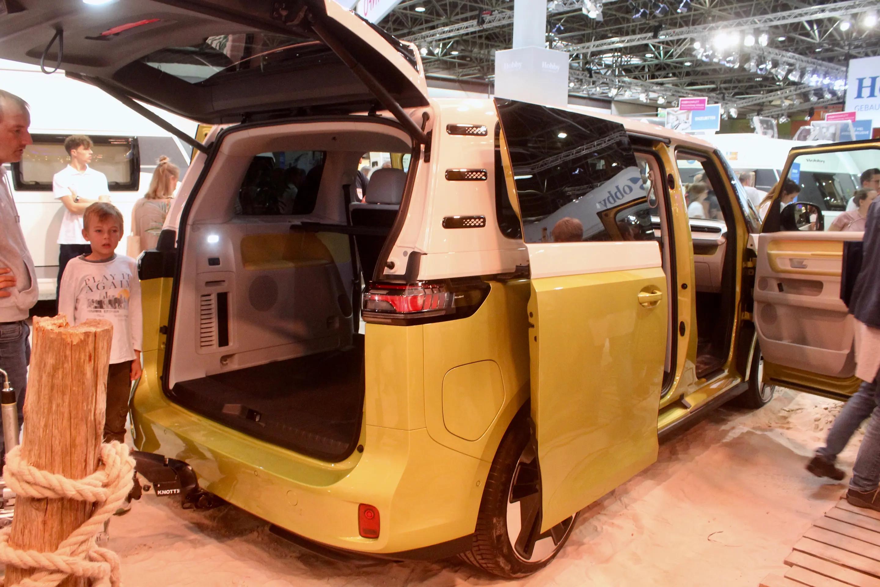 大眾最新旅居車，啟程學(xué)習(xí)，自信前行，開啟夢(mèng)想新征程