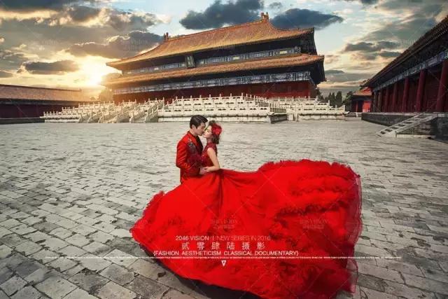時(shí)代背景下的影像藝術(shù)探索，最新外景拍照風(fēng)格揭秘