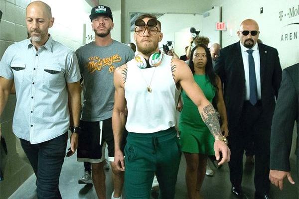 麥格雷戈最新賽事集錦，體育盛宴的激情瞬間！