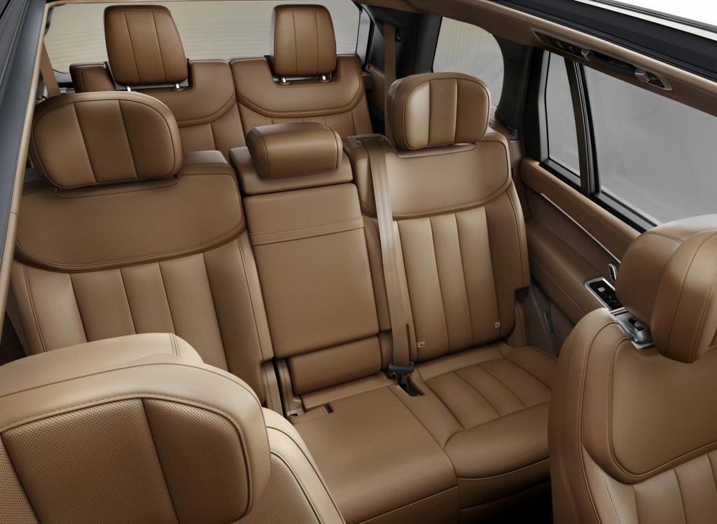 全新攬勝亮相,全新攬勝亮相，小巷中的隱藏寶藏，探索未知的獨(dú)特風(fēng)情！