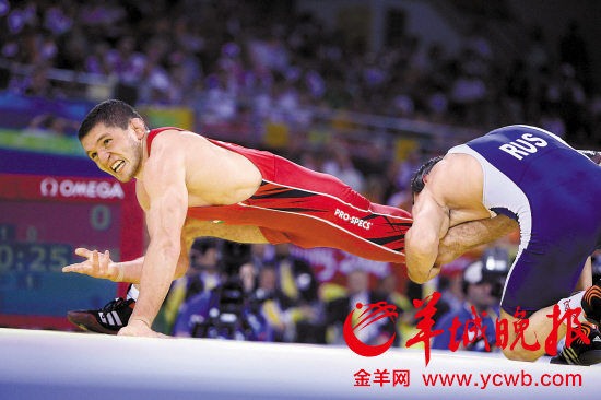 奧運(yùn)摔跤比賽當(dāng)場(chǎng)射，全程步驟指南與精彩瞬間回顧