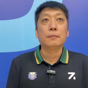 岳鵬飛，時(shí)代之光，影壇新星閃耀之路
