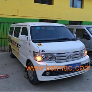 西寧包車價格行情探秘，小巷獨特之旅的包車費用解析