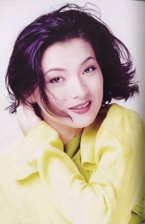 80后女演員的心靈之旅，探尋自然美景中的內心寧靜