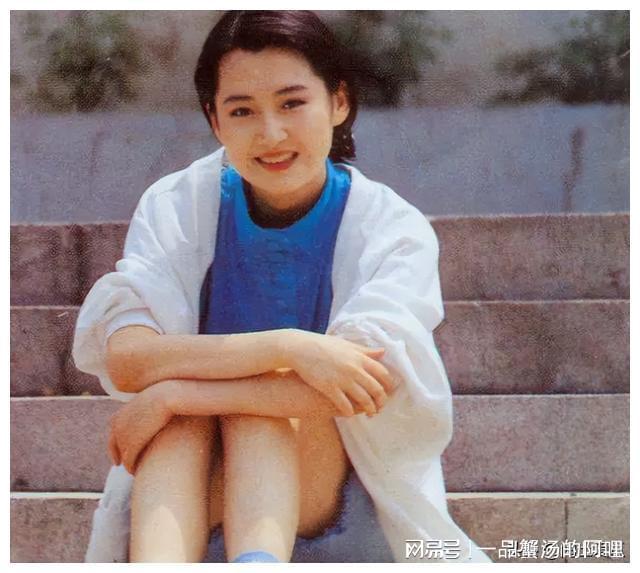 重磅推出，演員楊青科技新品，引領(lǐng)未來生活新潮流！