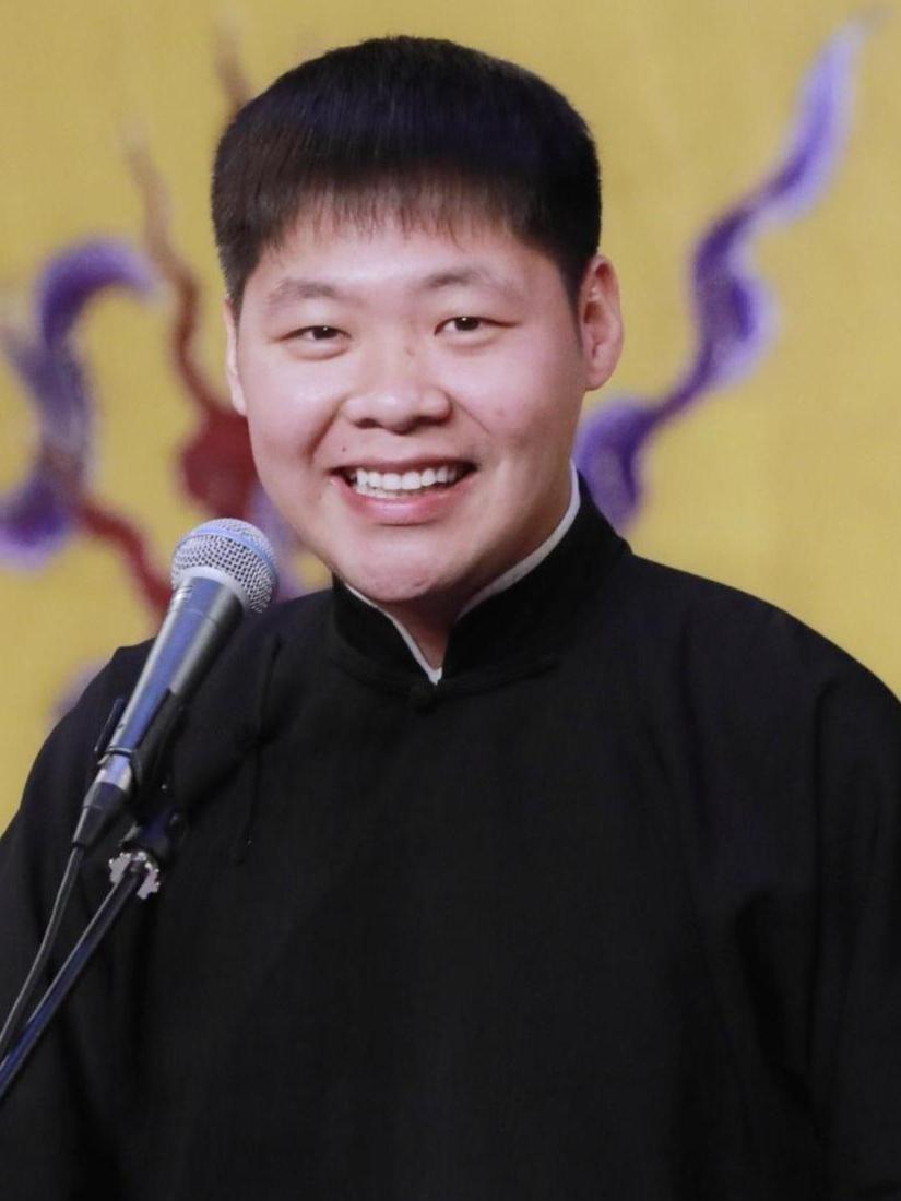 相聲演員鶴，傳承與創(chuàng)新的藝術(shù)人生之旅