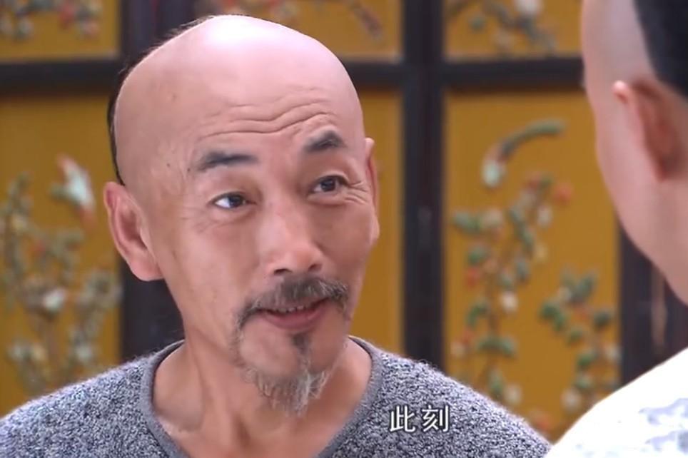 最新剿匪劇與巷弄深處的特色小店，探秘背后的故事