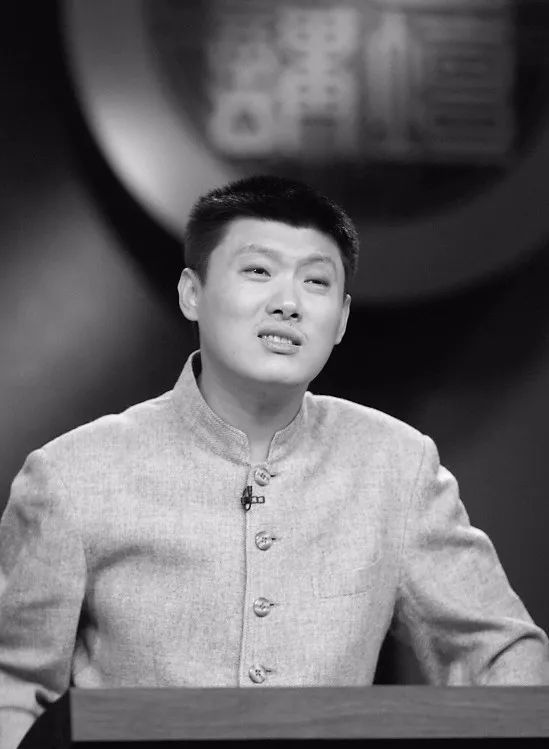 袁騰飛日常趣事與友情的溫馨紐帶，最新分享揭秘他的世界