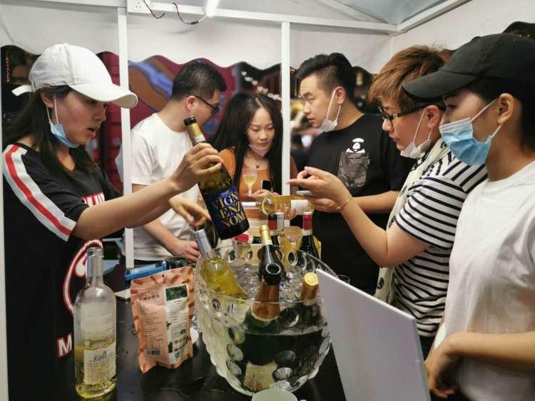 捕魚(yú)達(dá)人2最新版，小巷神秘寶藏探索與特色小店奇妙之旅