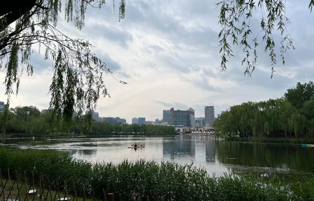 彭州新聞網(wǎng)科技新品亮相，開(kāi)啟未來(lái)生活新篇章