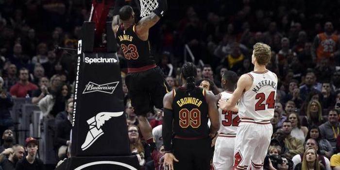 NBA騎士隊(duì)最新狀態(tài)，蛻變中的自信與榮耀展現(xiàn)