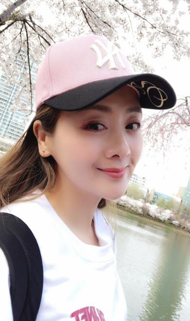 臀部打針視頻，文化現(xiàn)象的深度解讀與探討