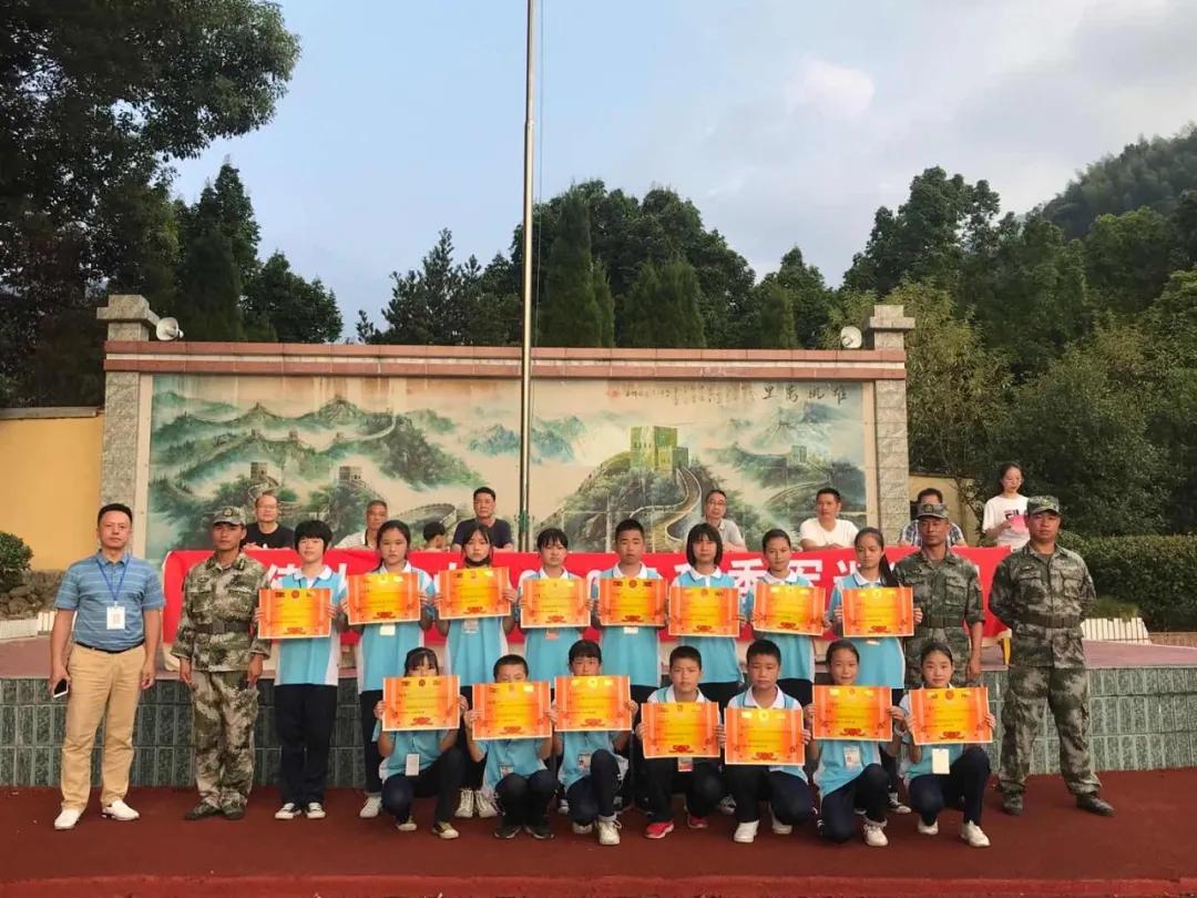 科技、社會與經(jīng)濟(jì)熱點(diǎn)話題的最新新聞?wù)接? width=