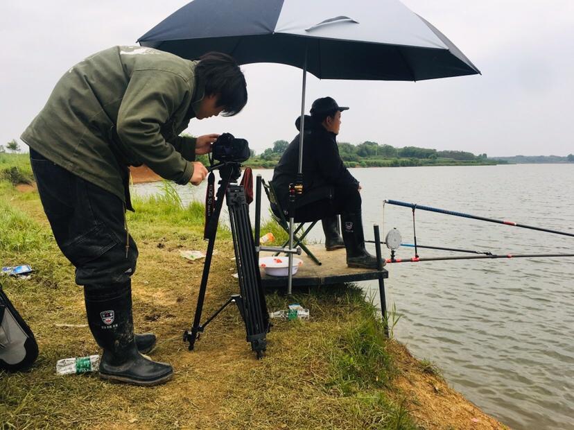 大毛最新釣魚(yú)視頻，釣魚(yú)技能進(jìn)階指南全解析