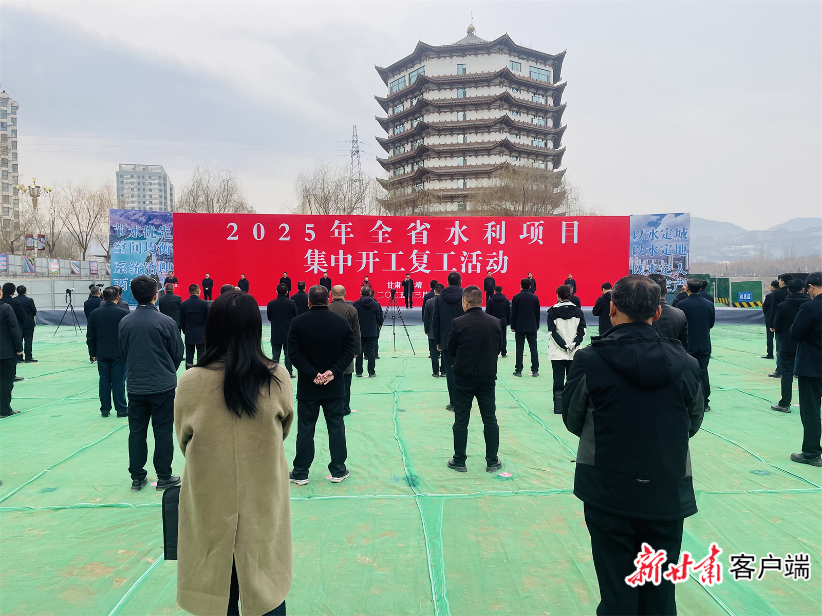 甘肅復(fù)工最新動(dòng)態(tài)，自然美景探索之旅，重拾內(nèi)心平靜