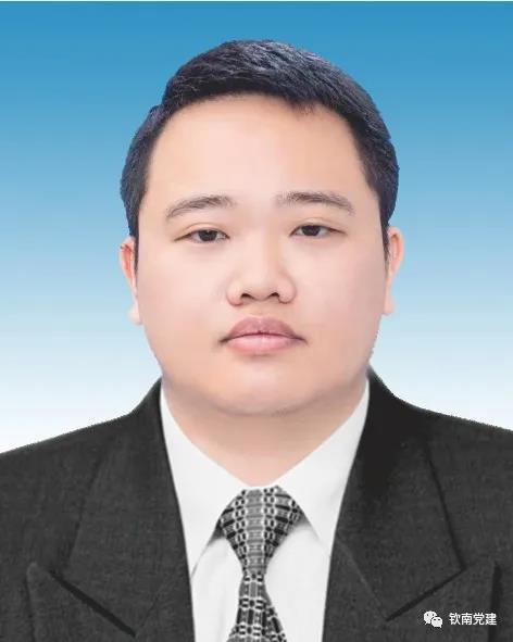 科技革新引領(lǐng)未來，最新區(qū)干部任職公示揭示智慧藍(lán)圖